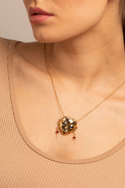 Pendants for the Queen