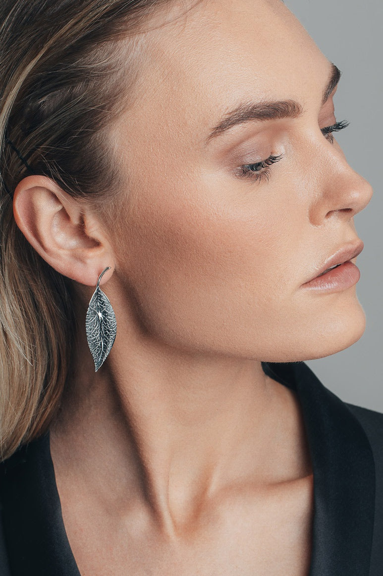Leaf earrings silver